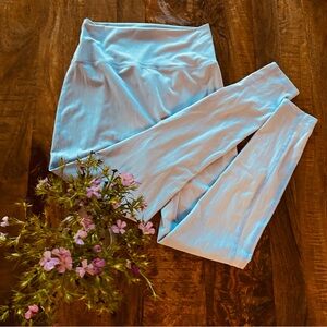 BuffBunny Sky Blue Activewear